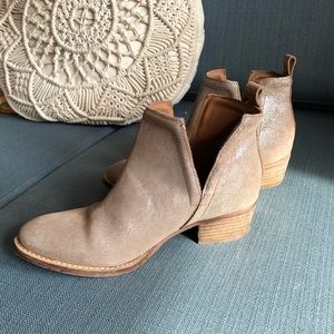 Diba booties. Slip on